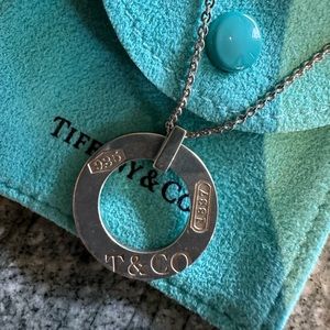 Tiffany 1837 Circle Pendant with pouch and box.